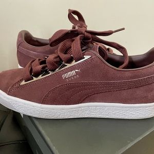 Puma brown suede- jewel metallic sneaker, size 7.5.